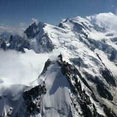 Verortung via Georeferenzierung der Kamera: Aufgenommen in der Nähe von Arrondissement de Bonneville, Frankreich in 4000 Meter